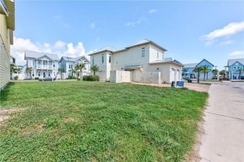 704 Sunrise Avenue Port Aransas TX 78373