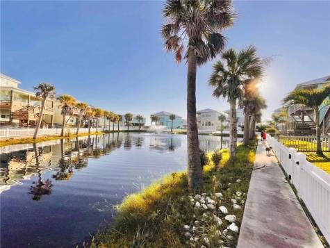 360 Paradise Pointe Drive Port Aransas TX 78373