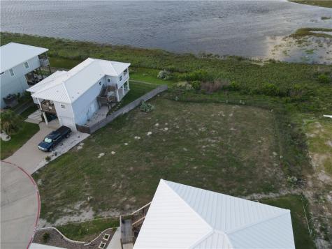 360 Paradise Pointe Drive Port Aransas TX 78373