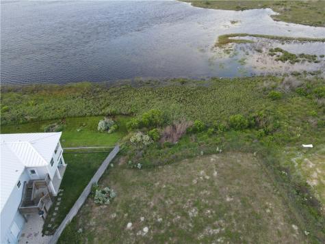 360 Paradise Pointe Drive Port Aransas TX 78373