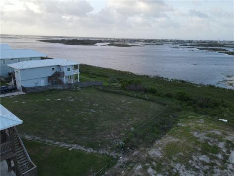 360 Paradise Pointe Drive Port Aransas TX 78373