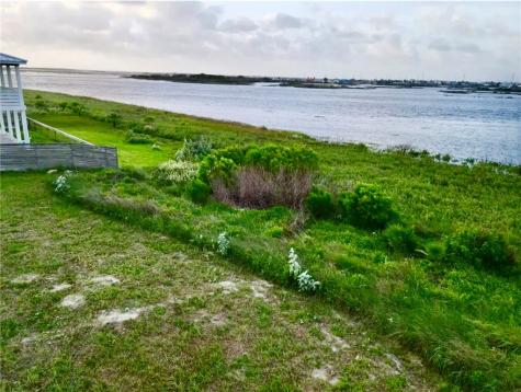 360 Paradise Pointe Drive Port Aransas TX 78373