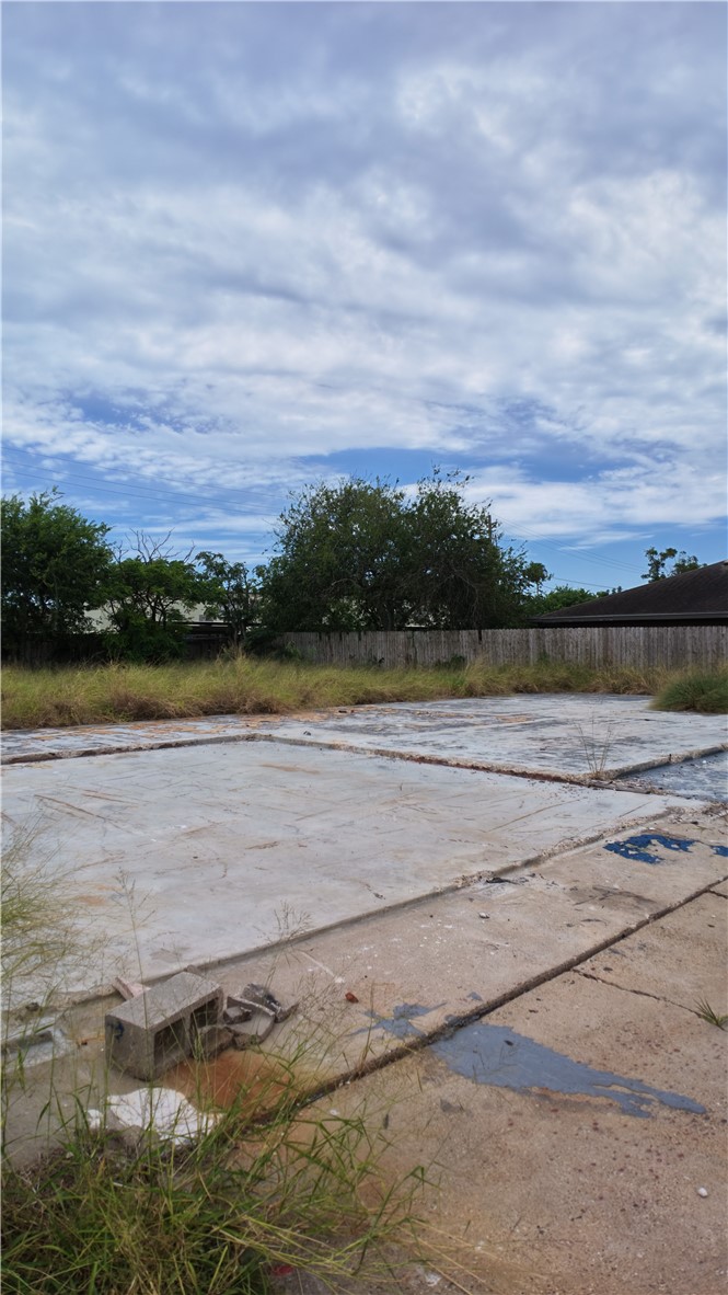 1306 Sandstone Drive Corpus Christi TX 78412