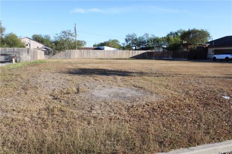 1574 Wildwood Trail Boulevard Kingsville TX 78363