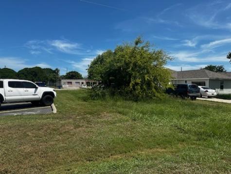2738 El Paso Avenue Ingleside TX 78362