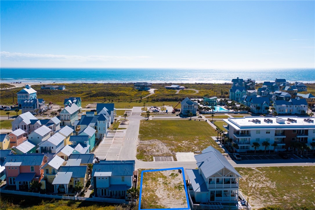 607 Center Square W Port Aransas TX 78373