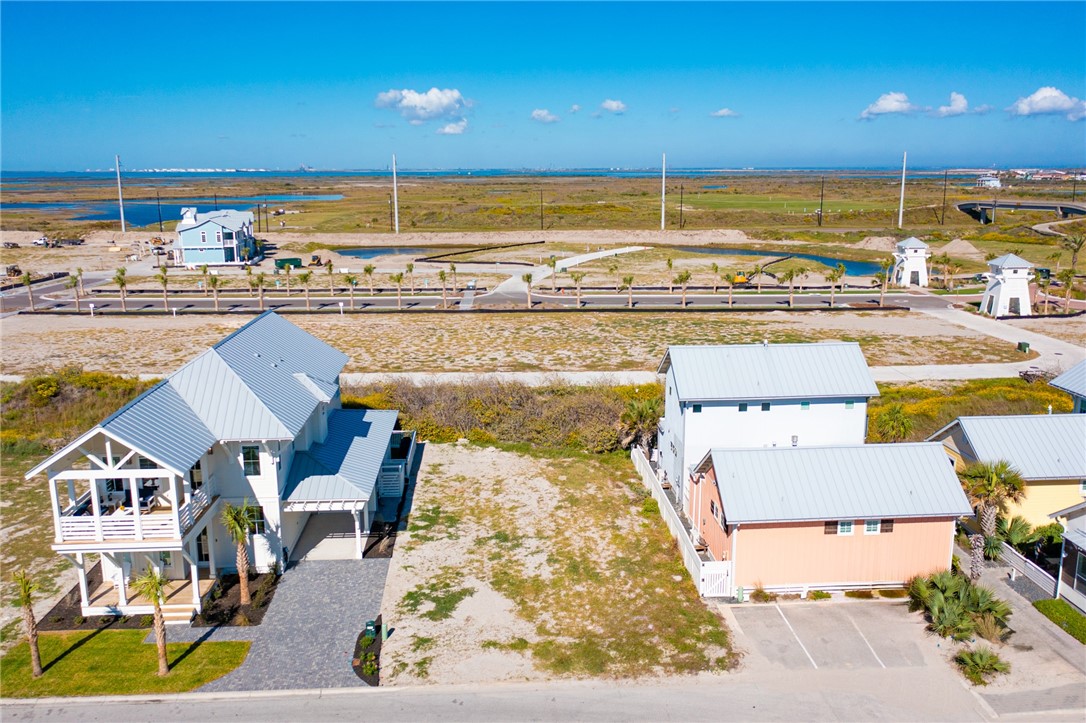 607 Center Square W Port Aransas TX 78373