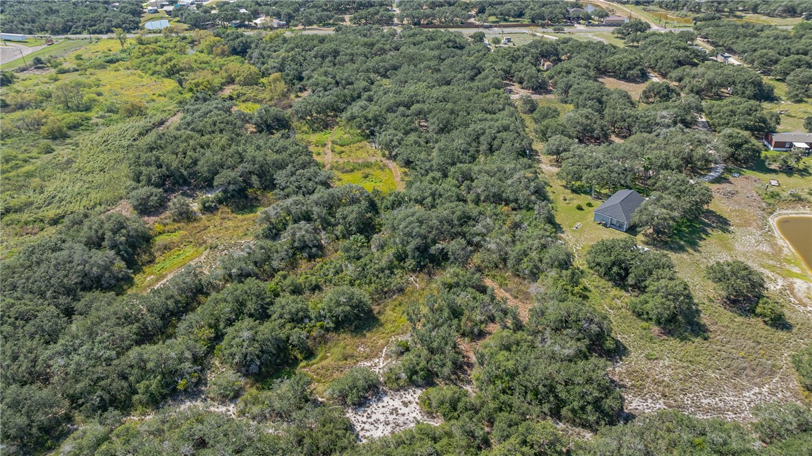 1501 Prairie Rockport TX 78382