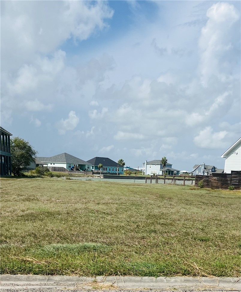 31 Southpointe Circle Rockport TX 78382