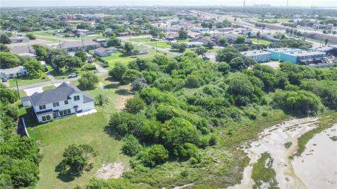 9-14 Bayview Boulevard Portland TX 78374