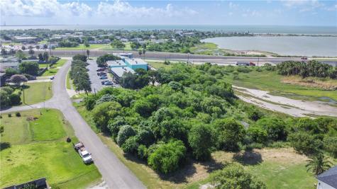 9-14 Bayview Boulevard Portland TX 78374