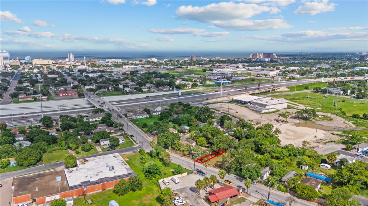 1903 Comanche Street Corpus Christi TX 78408