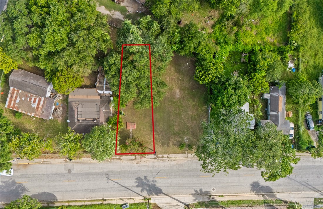 1903 Comanche Street Corpus Christi TX 78408