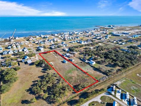 1315 S Church Street Rockport TX 78382