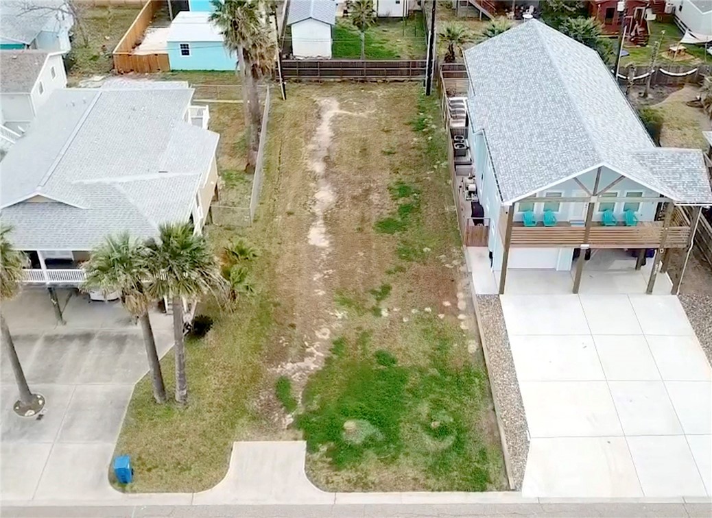 513 Sixth Street Port Aransas TX 78373