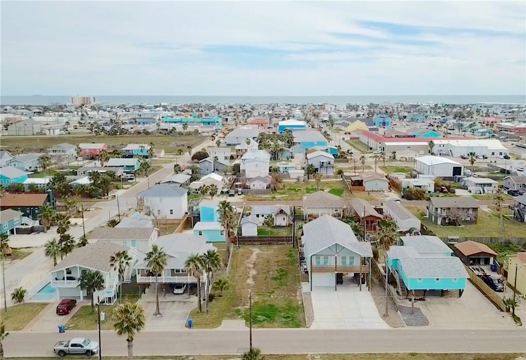 513 Sixth Street Port Aransas TX 78373