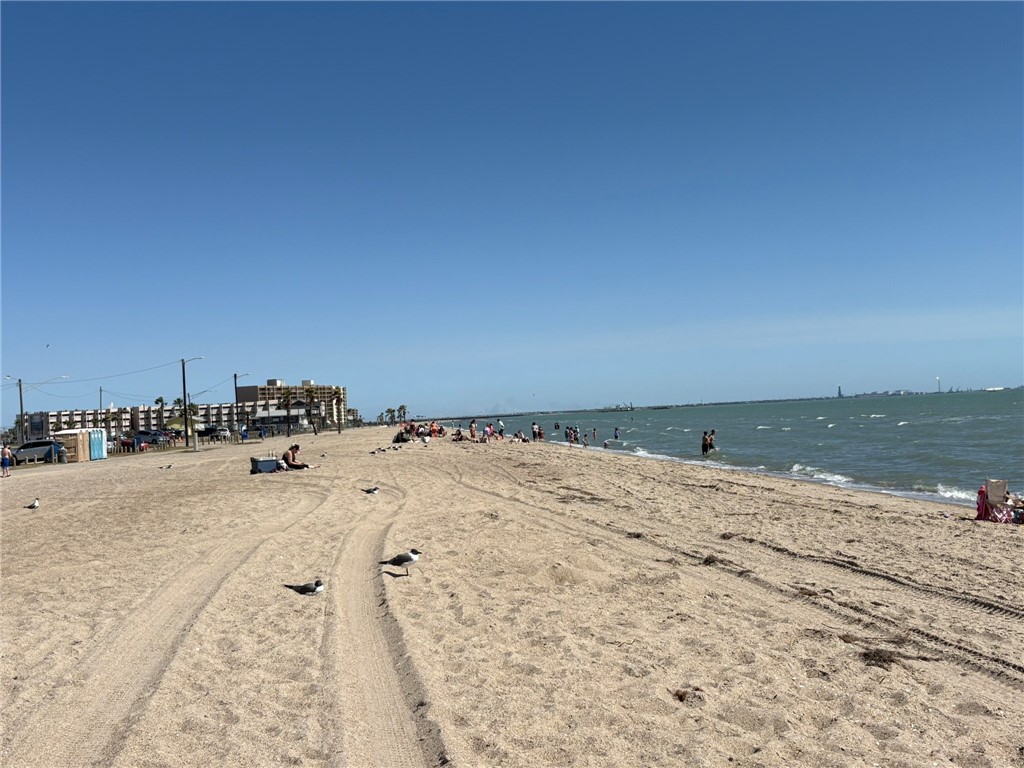 750 Kings Point Corpus Christi TX 78402