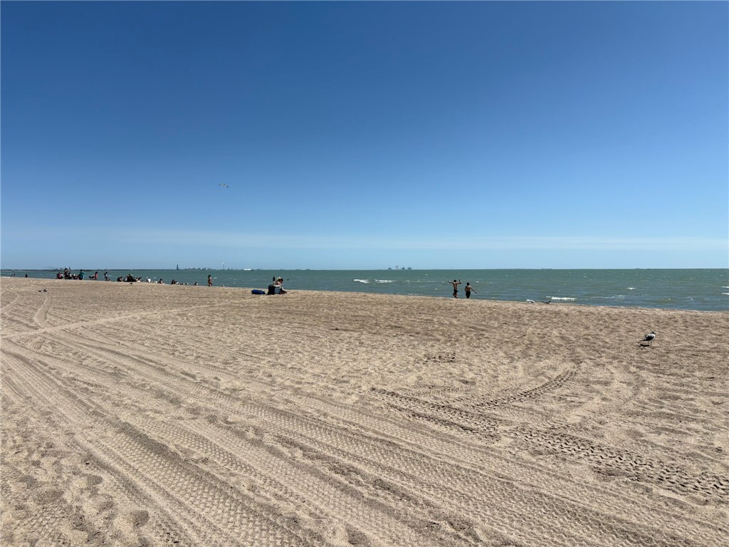 750 Kings Point Corpus Christi TX 78402
