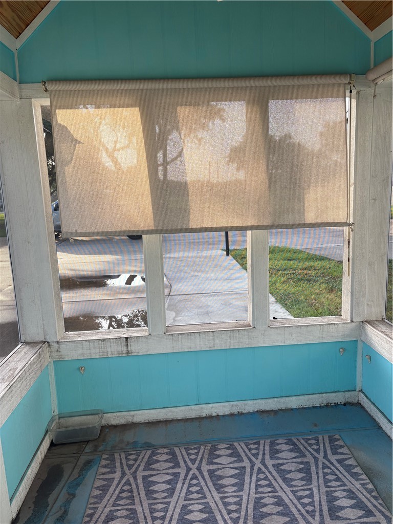 1406 W Corpus Christi Street Rockport TX 78382