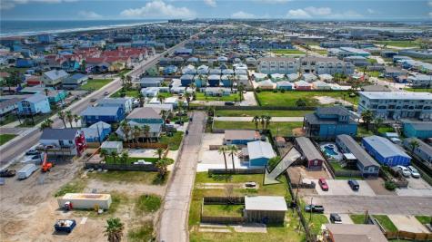 1510 Whispering Sands Street Port Aransas TX 78373
