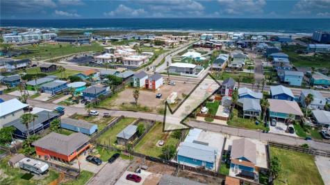 1510 Whispering Sands Street Port Aransas TX 78373