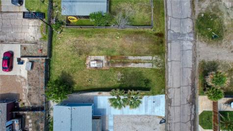 1510 Whispering Sands Street Port Aransas TX 78373