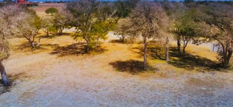 9541 County Road 2250 Creek Taft TX 78390
