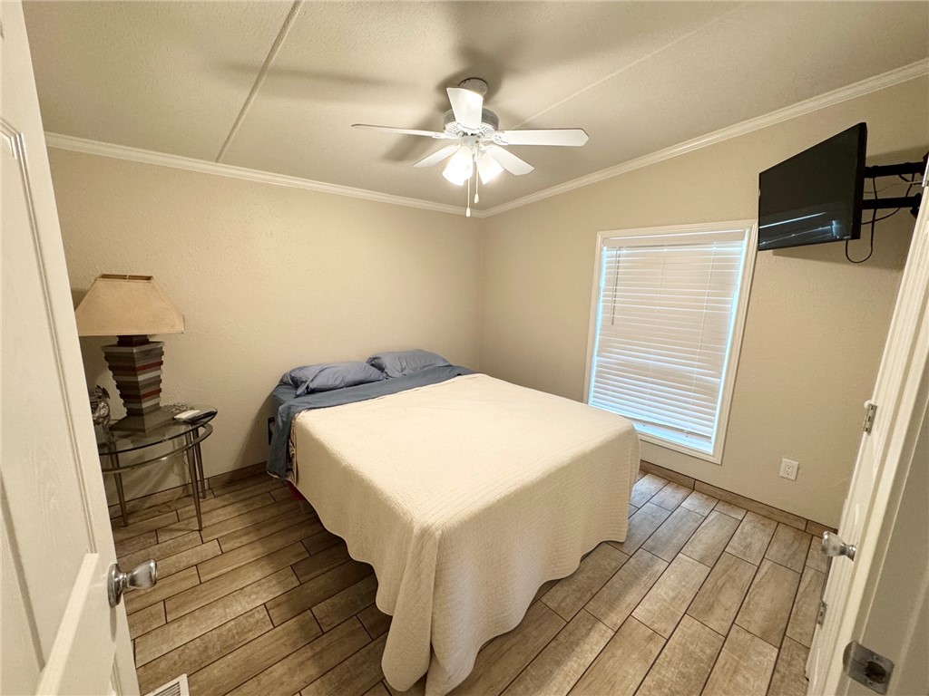 1516 Whispering Sands Street Port Aransas TX 78373