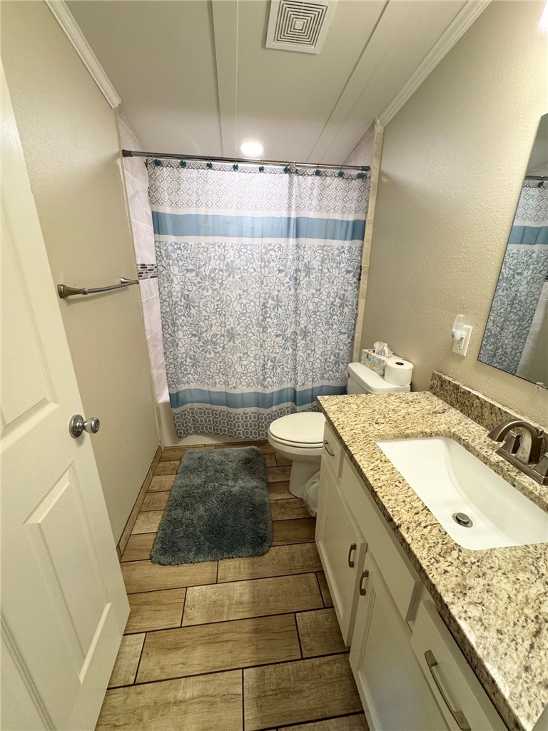 1516 Whispering Sands Street Port Aransas TX 78373