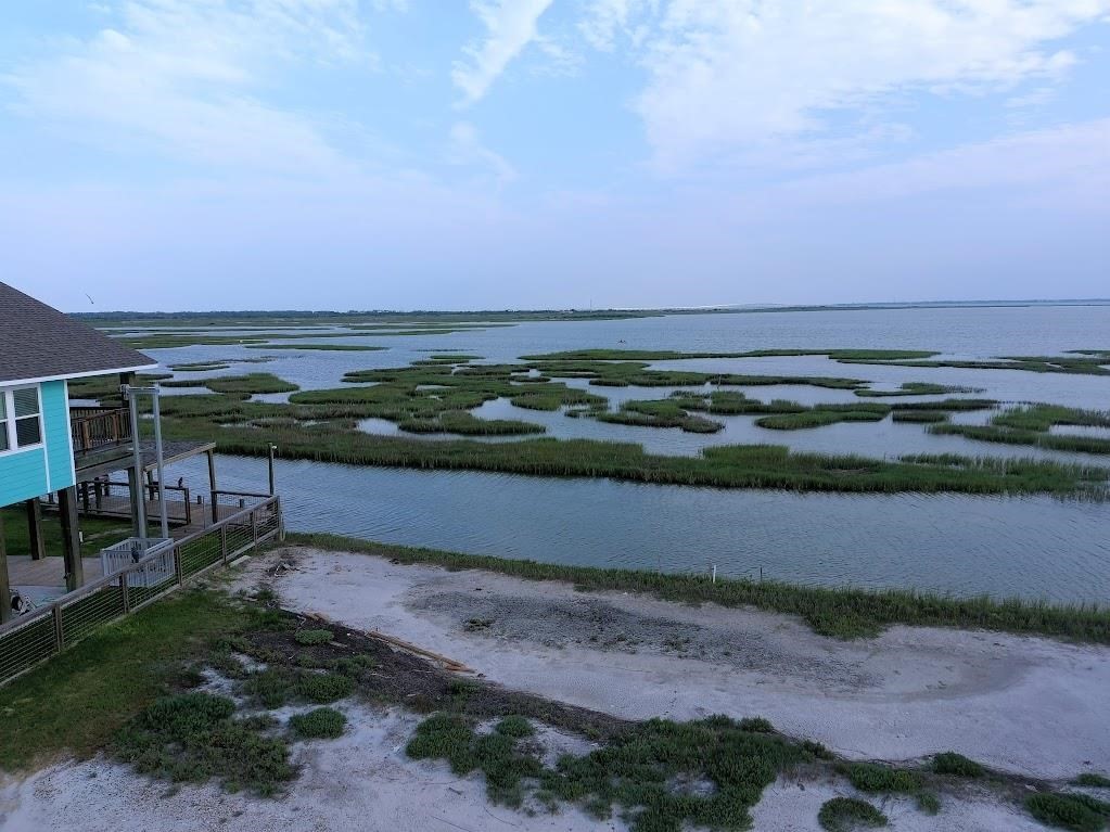 74 Newcomb Bend Loop Rockport TX 78382