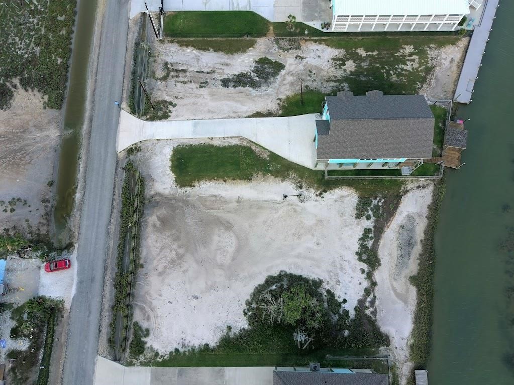 74 Newcomb Bend Loop Rockport TX 78382