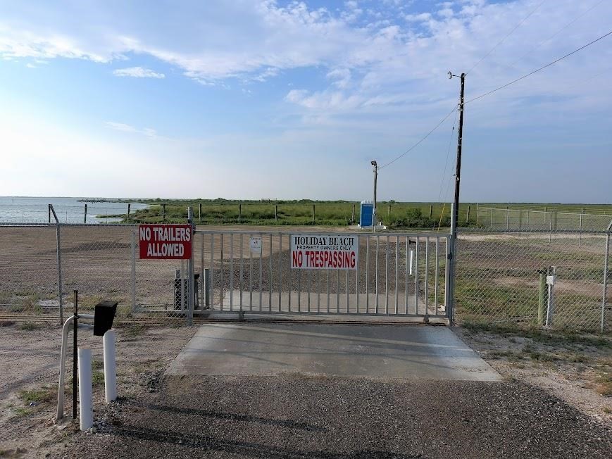 74 Newcomb Bend Loop Rockport TX 78382
