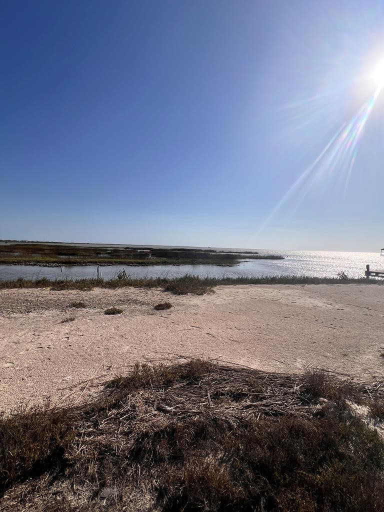 74 Newcomb Bend Loop Rockport TX 78382
