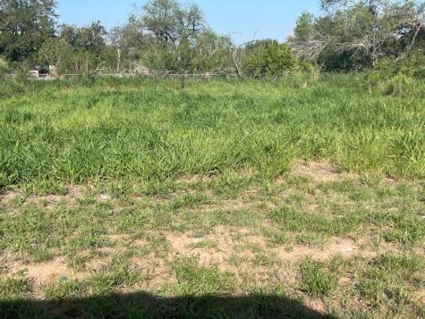 301 E Harald Street Hebbronville TX 78361