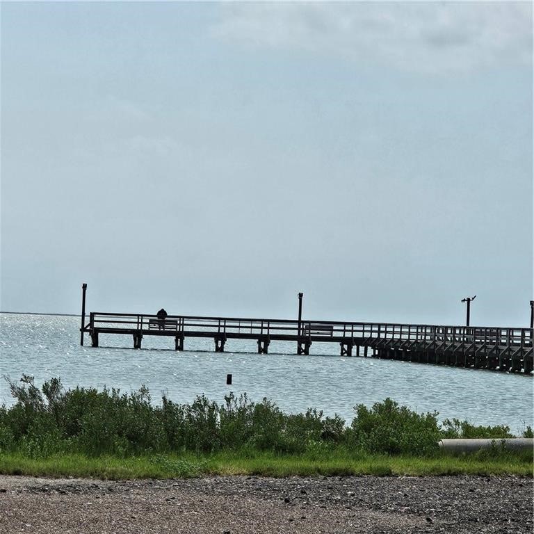 672 Northwest Drive Rockport TX 78382