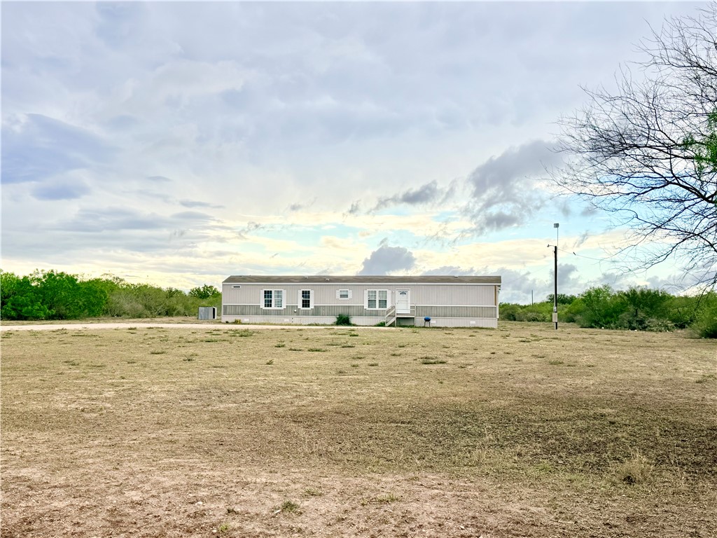155 County Road 3032 Orange Grove TX 78372