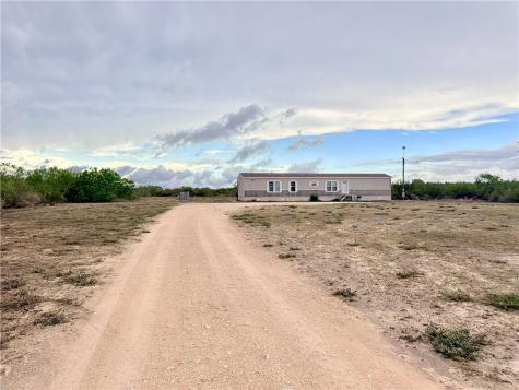 155 County Road 3032 Orange Grove TX 78372