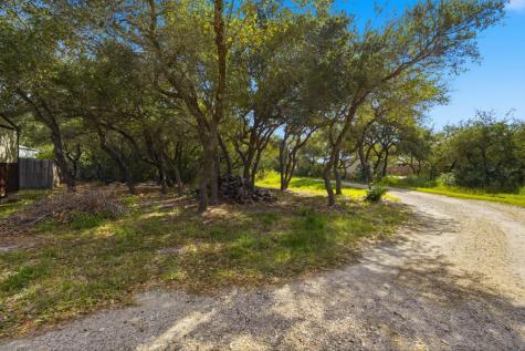 1003 Rowe Street Rockport TX 78382