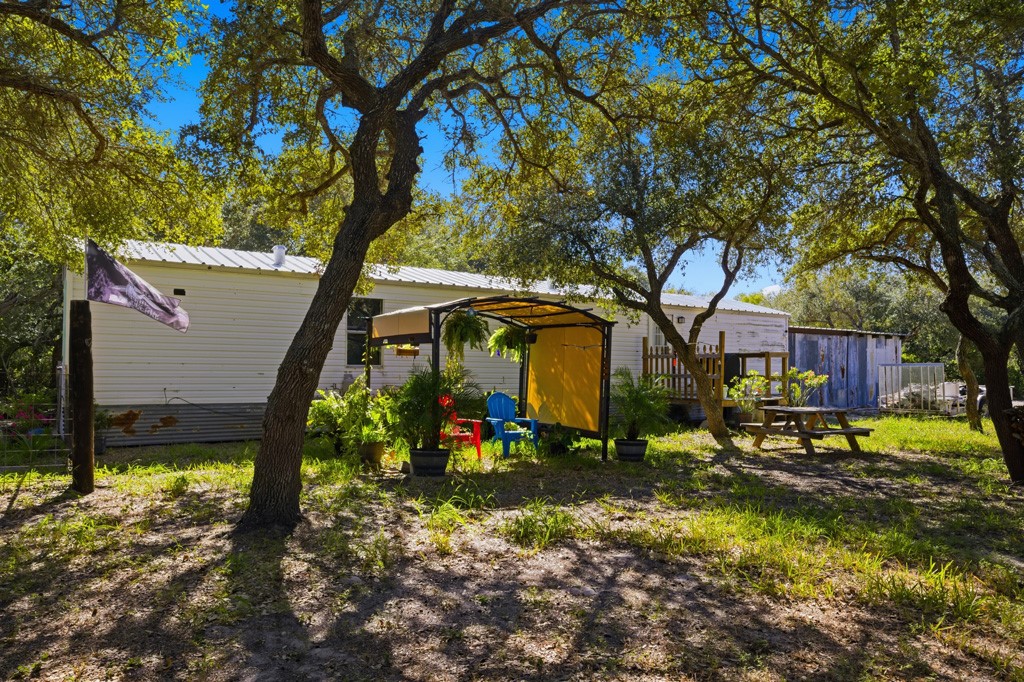 1003 Rowe Street Rockport TX 78382
