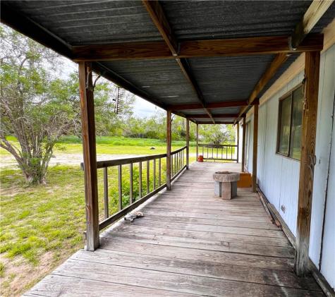 107 Lago Drive Sandia TX 78383