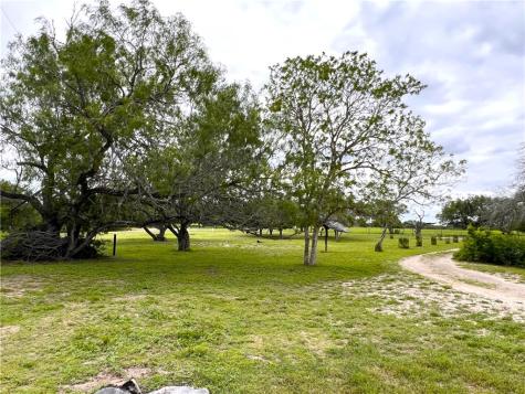 107 Lago Drive Sandia TX 78383