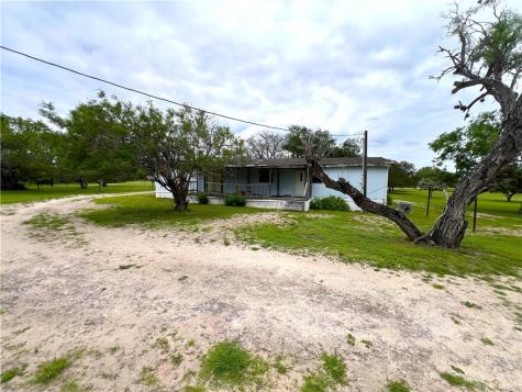 107 Lago Drive Sandia TX 78383