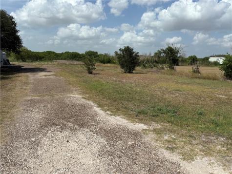 568 Jennifer Orange Grove TX 78372