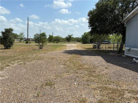 568 Jennifer Orange Grove TX 78372