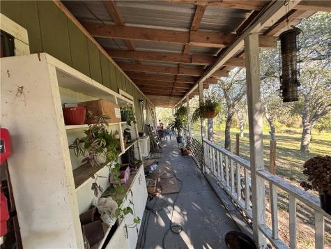 2168 River Oaks Skidmore TX 78389