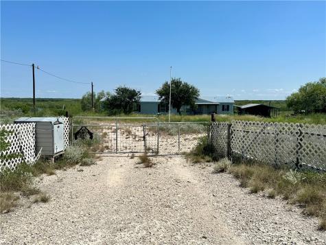 978 County Road 226 Orange Grove TX 78372