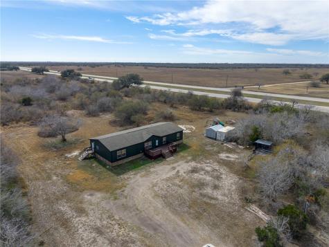 124 County Road 632 Sinton TX 78387