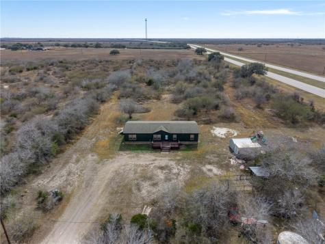 124 County Road 632 Sinton TX 78387