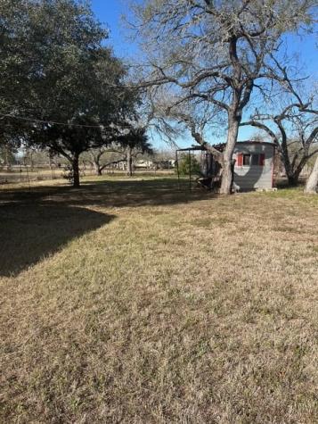 403 County Road 324 Alice TX 78332