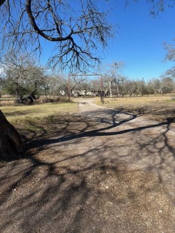403 County Road 324 Alice TX 78332